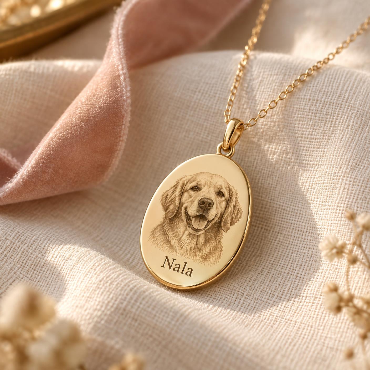 Collier Poil De Coeur gravé avec le portrait de Nala